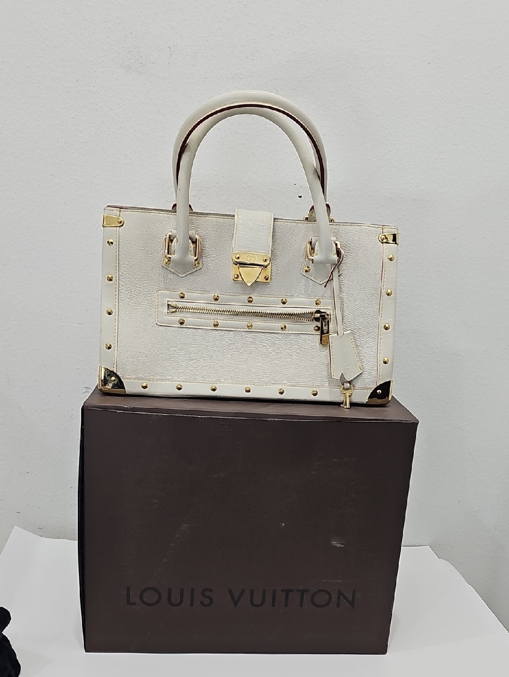 Auth Louis Vuitton Suhali Le Talentueux PM Ivory Leather Studded Bag